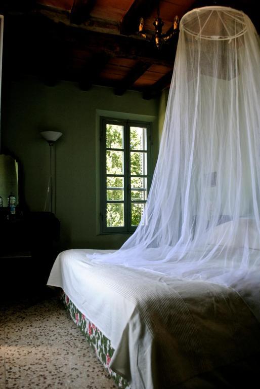 Tenuta Rivalazzo Hostal Noceto Habitación foto